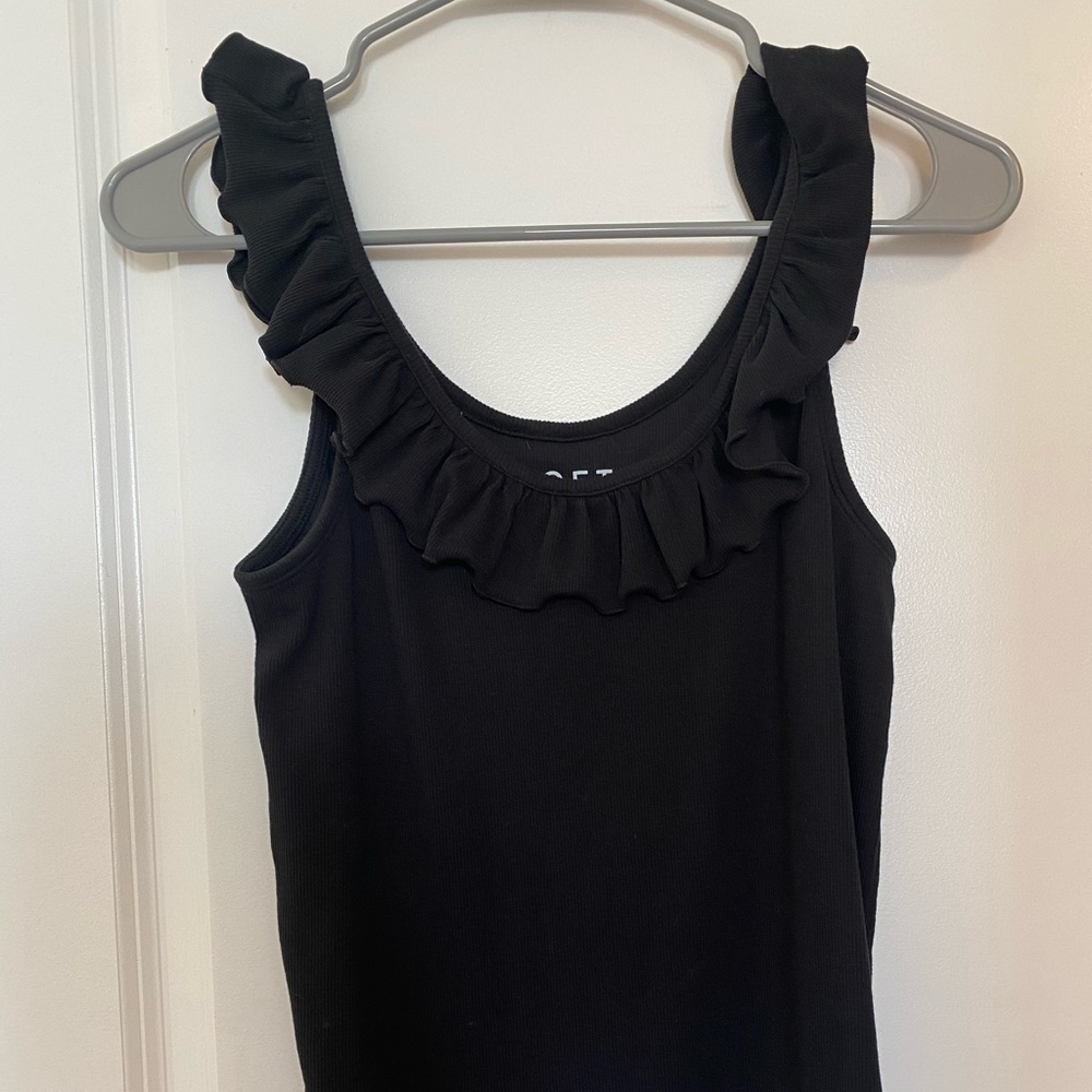 Loft size small ruffle neck tank top